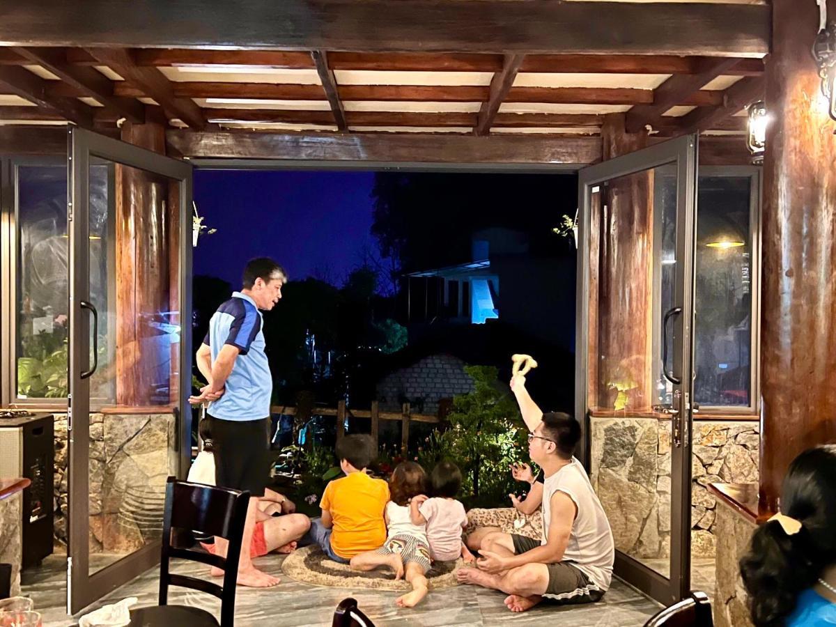 Dong Van Cliffside House Exterior photo